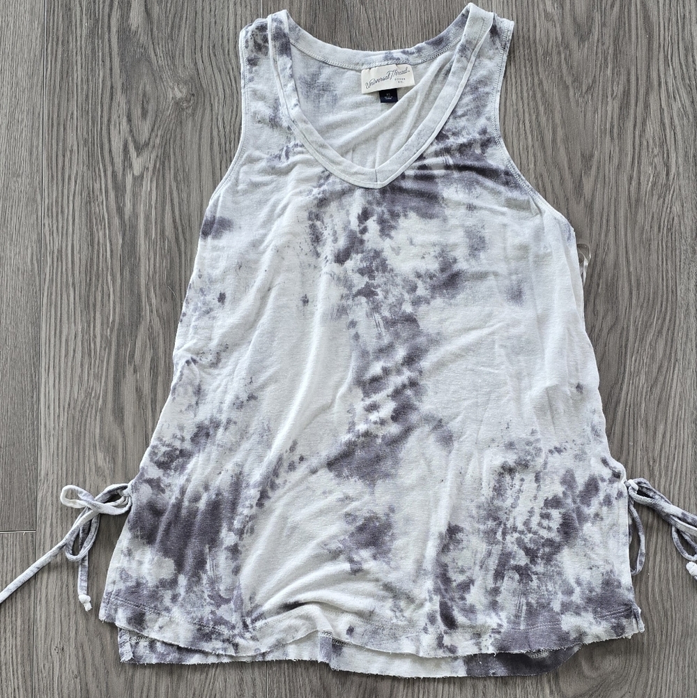 Universal Thread Tie-Dye Tank Top - Gray and White